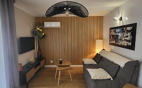 Appartement les hauts de balaruc L' escapade T2 rénové parking climatisation et piscine